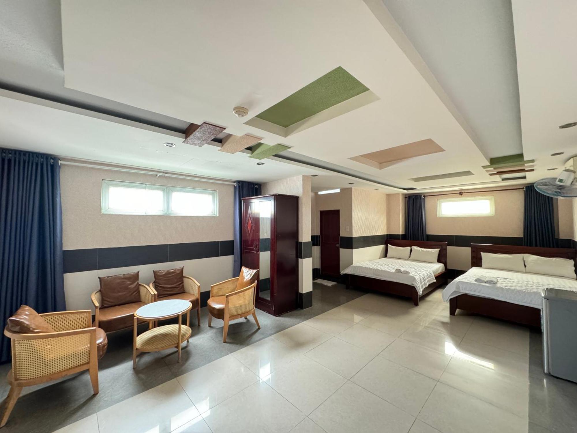 Sai Gon Binh Tan Hotel