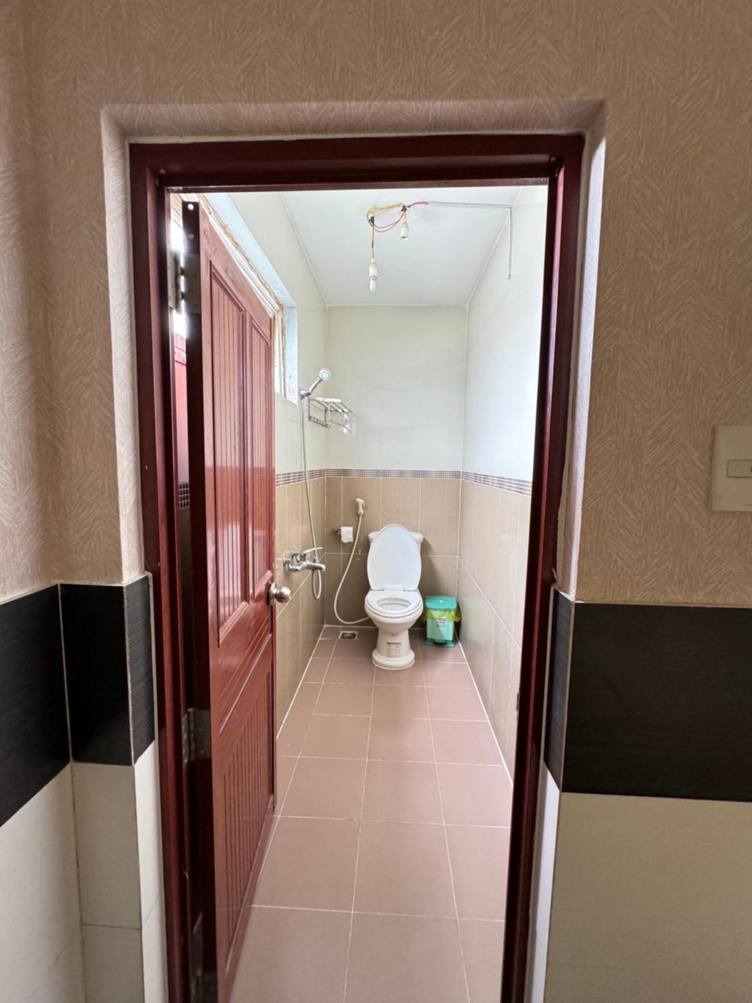 Sai Gon Binh Tan Hotel 3*