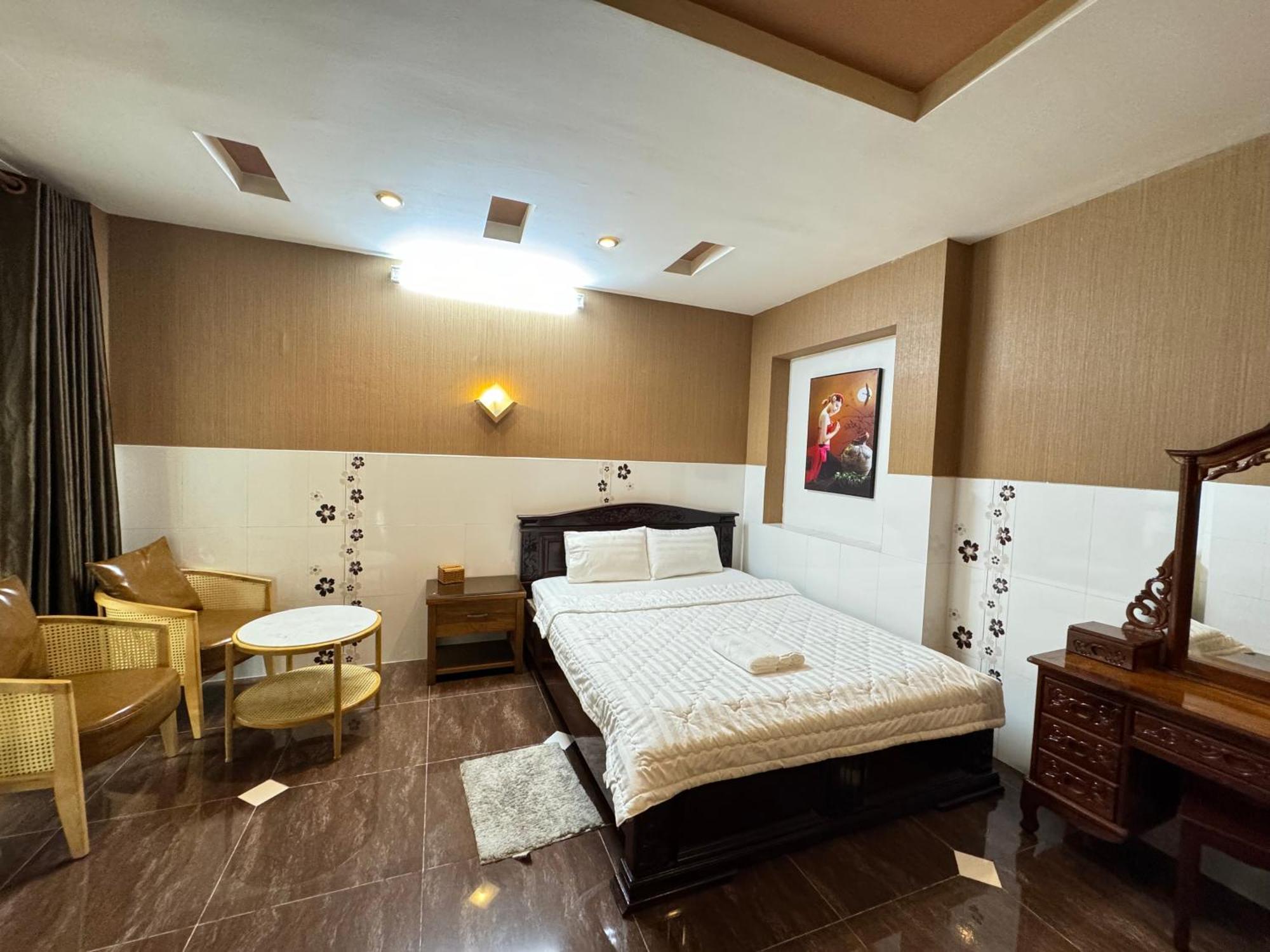 Hotel Sai Gon Binh Tan Ho Chi Minh City
